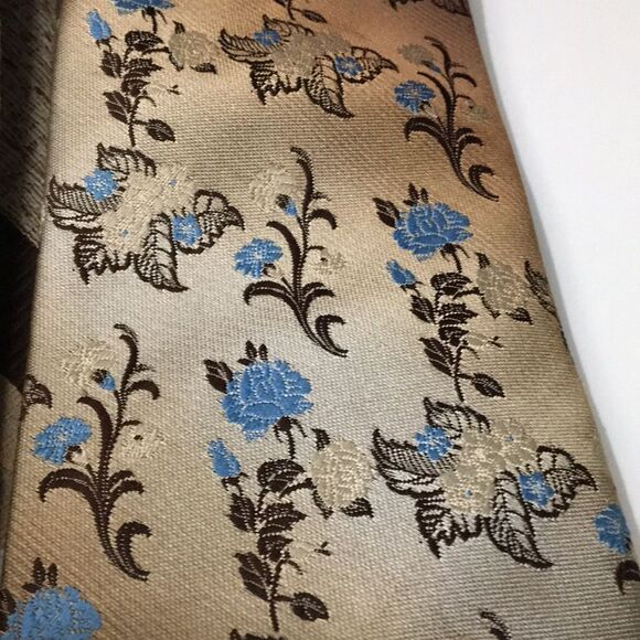 2 Vintage Men’s Neck Ties Retro Business Office Casual Tan Stripe & Brown Floral - Picture 4 of 11